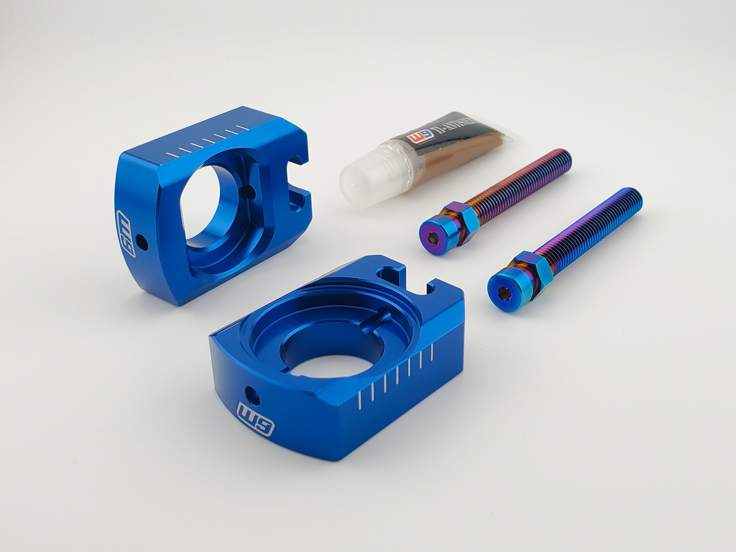Ultra Bee Axle Block (Collective)