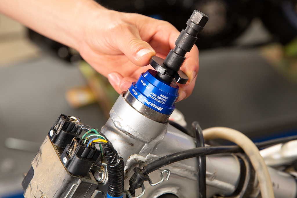 Motion Pro Steering Bearing Installer